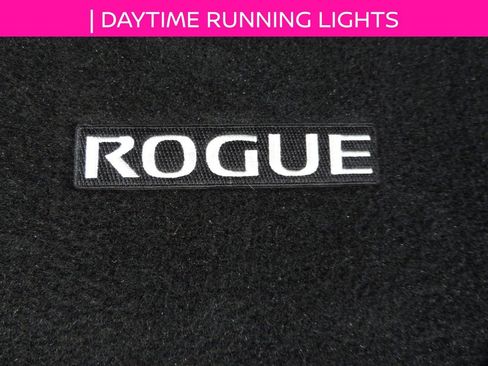 Used 2024 Nissan Rogue Platinum image 14