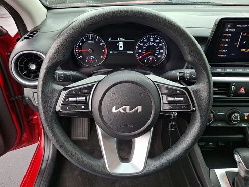 Certified 2023 Kia Forte LXS image 17