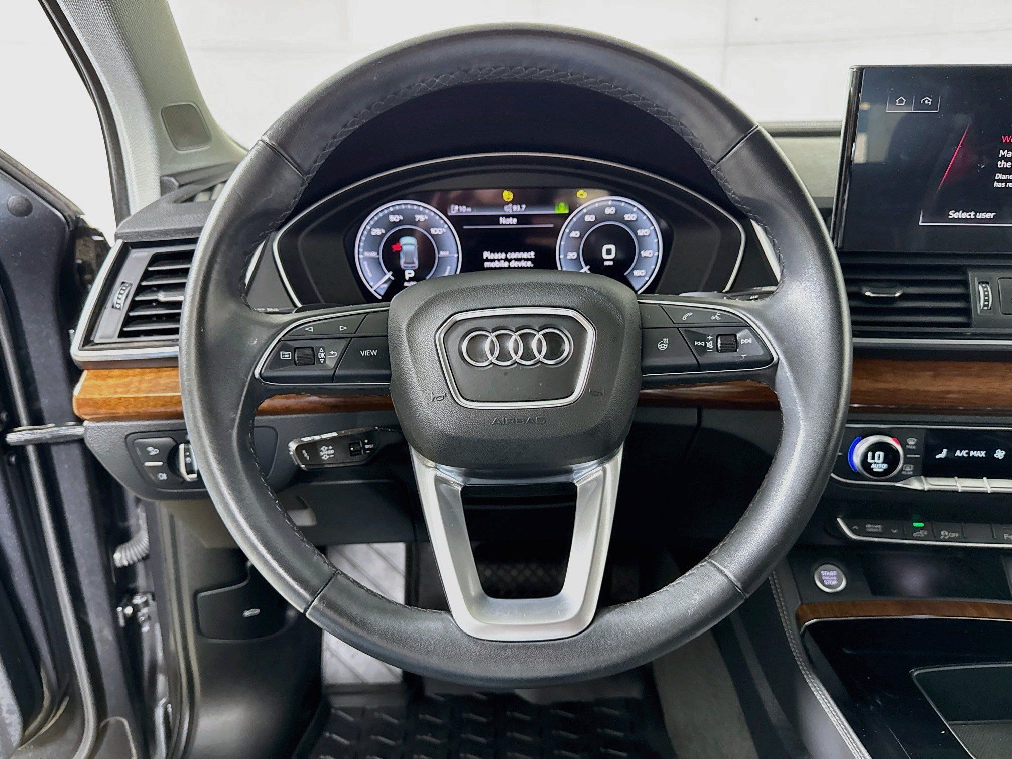 Used 2023 Audi Q5 e Premium Plus w/ Premium Plus Package AWD/4WD image 16