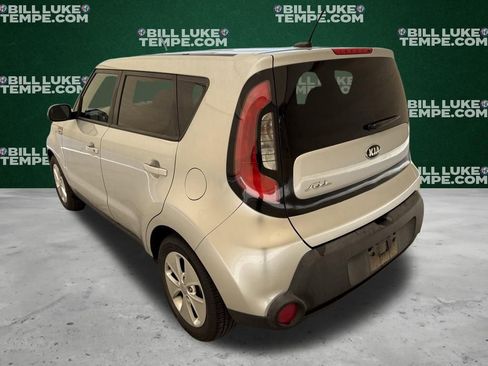 Used 2016 Kia Soul FWD image 5