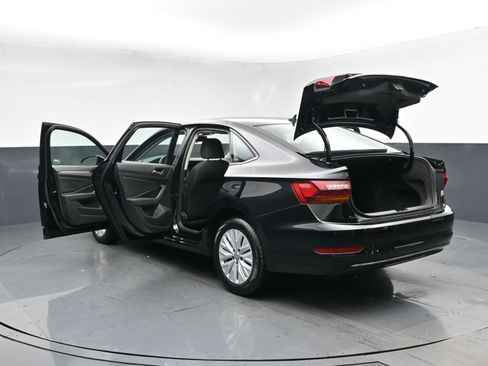 Used 2019 Volkswagen Jetta S w/ Driver Assistance Package FWD image 27