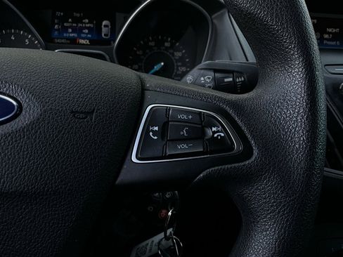 Used 2018 Ford Focus SE image 27