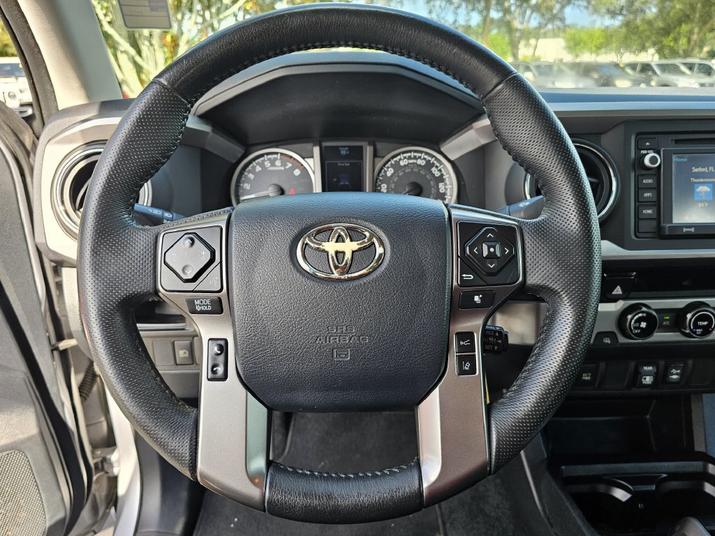 Used 2018 Toyota Tacoma SR5 RWD image 20