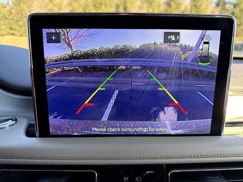 Used 2021 Lincoln Aviator AWD w/ Elements Package image 9