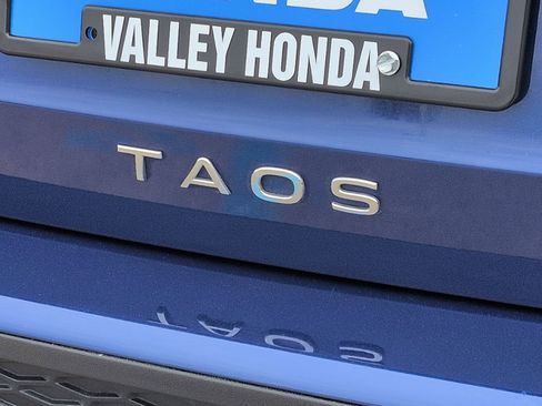 Used 2022 Volkswagen Taos SE image 26