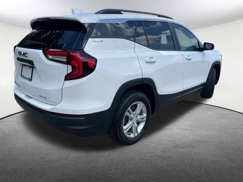 Used 2023 GMC Terrain SLE w/ Driver Convenience Package AWD/4WD image 17
