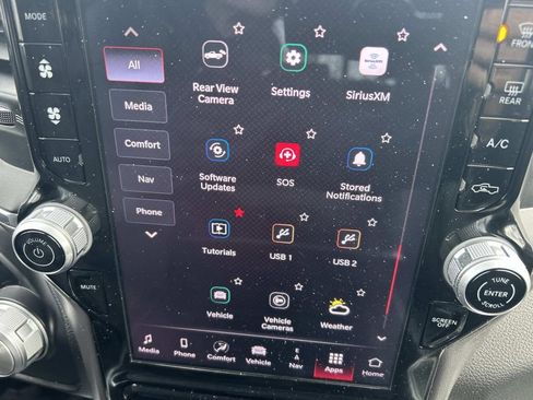 Used 2025 RAM 1500 Laramie image 27