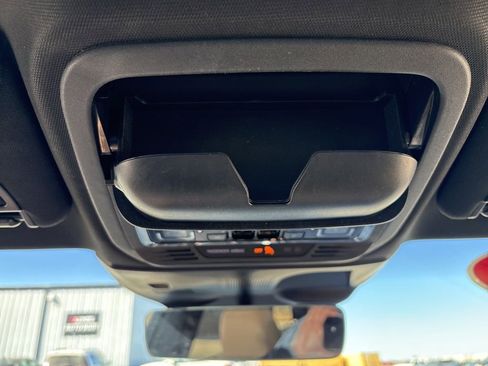 Used 2021 Lincoln Corsair Reserve image 48