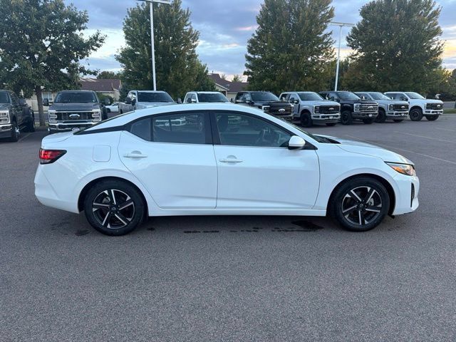 Used 2024 Nissan Sentra SV FWD image 10