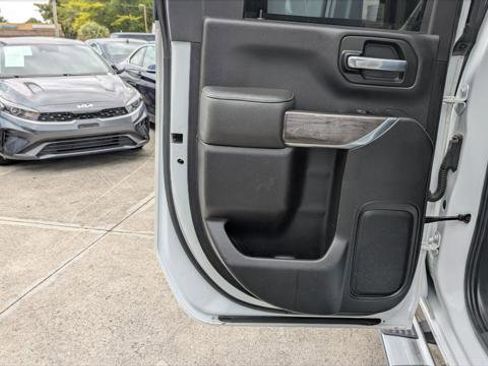 Used 2022 Chevrolet Silverado 2500 LTZ w/ Safety Package image 12