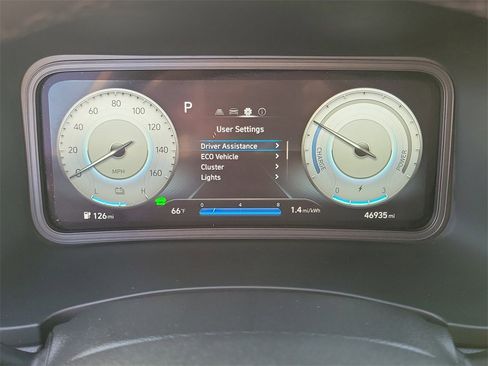 Used 2022 Hyundai Kona SEL w/ Convenience Package image 7