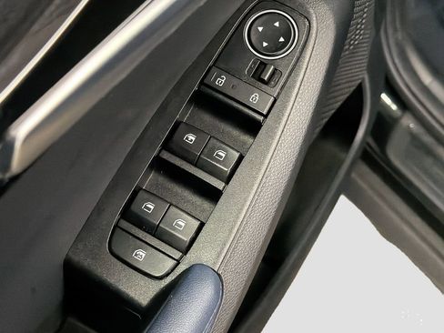 Used 2024 Kia Seltos S AWD/4WD image 19