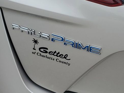 Used 2022 Toyota Prius Prime XLE image 39