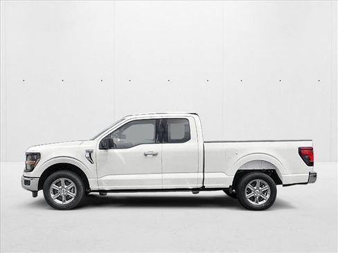 New 2025 Ford F150 XLT w/ Equipment Group 302A MID image 2