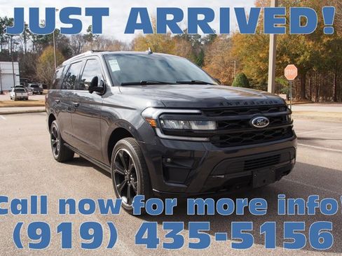 Certified 2023 Ford Expedition Limited image 1