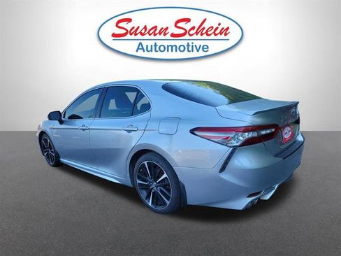 Used 2018 Toyota Camry XSE FWD image 25
