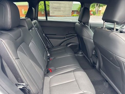 New 2026 Jeep Cherokee Limited AWD/4WD image 11