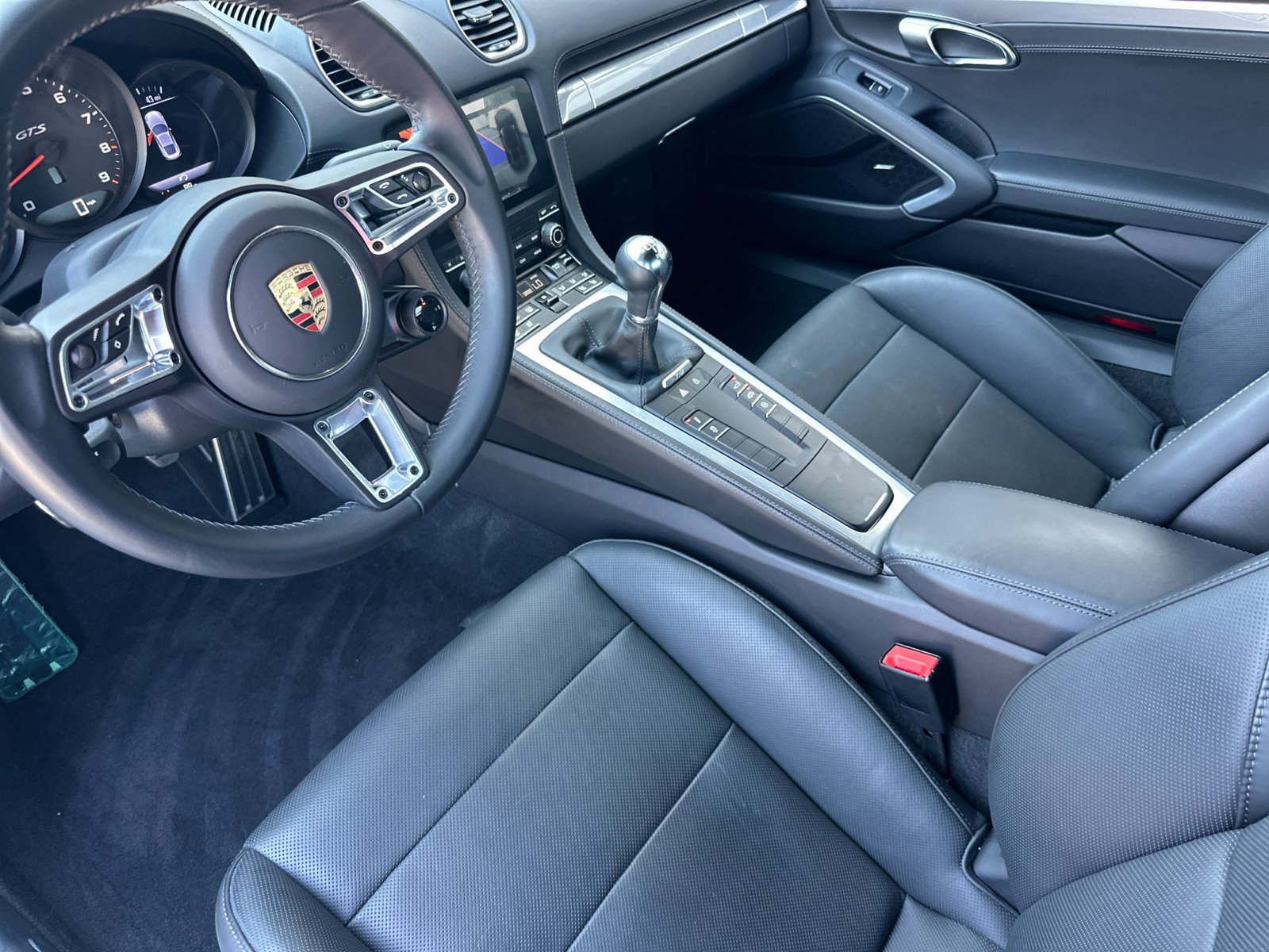 Certified 2025 Porsche 718 Cayman GTS RWD image 5