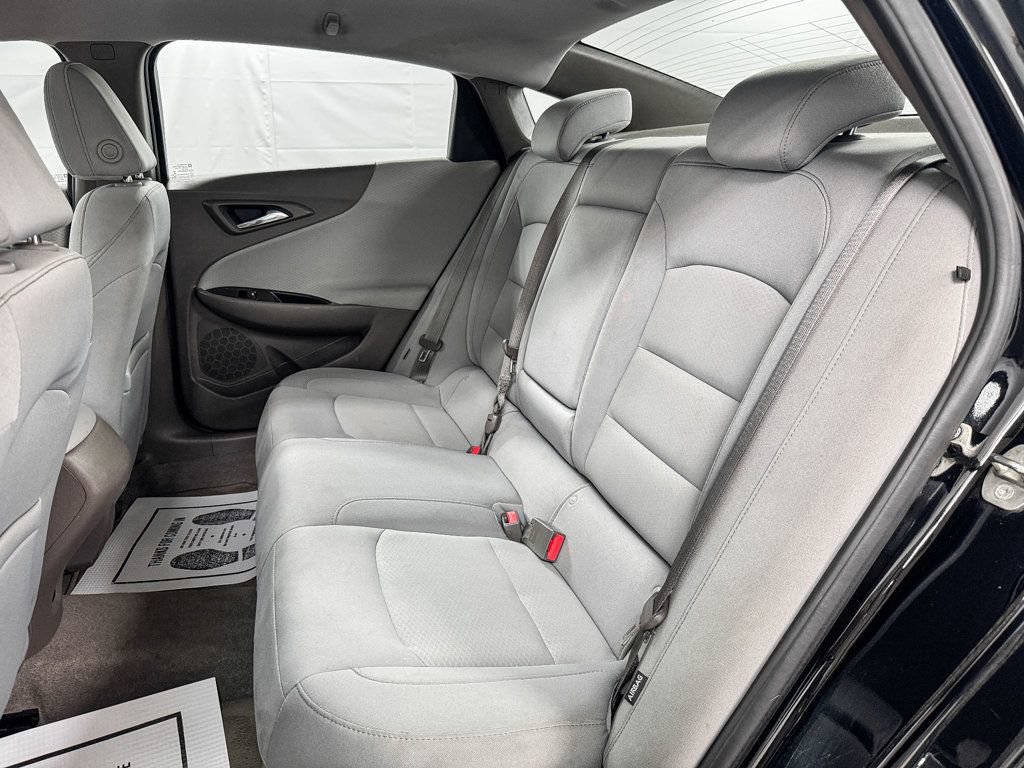 Used 2018 Chevrolet Malibu LS FWD image 10