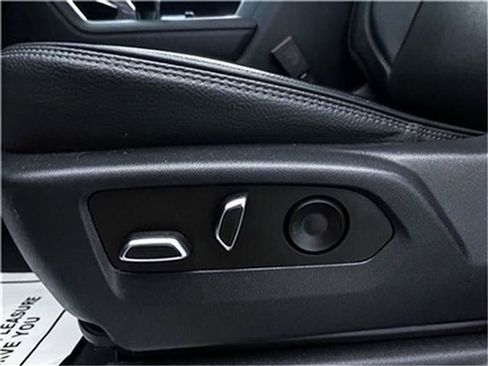 Used 2023 GMC Sierra 1500 Denali w/ Denali Reserve Package image 21