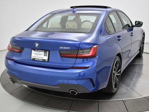 Used 2022 BMW 330i xDrive Sedan w/ M Sport Package AWD/4WD image 22