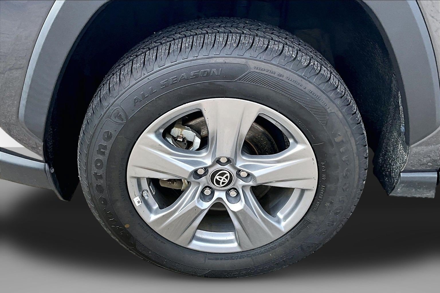 Used 2024 Toyota RAV4 LE AWD/4WD image 9