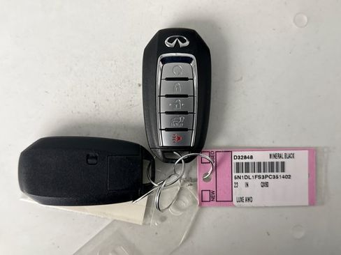 Used 2023 INFINITI QX60 Luxe w/ Cargo Package AWD/4WD image 24
