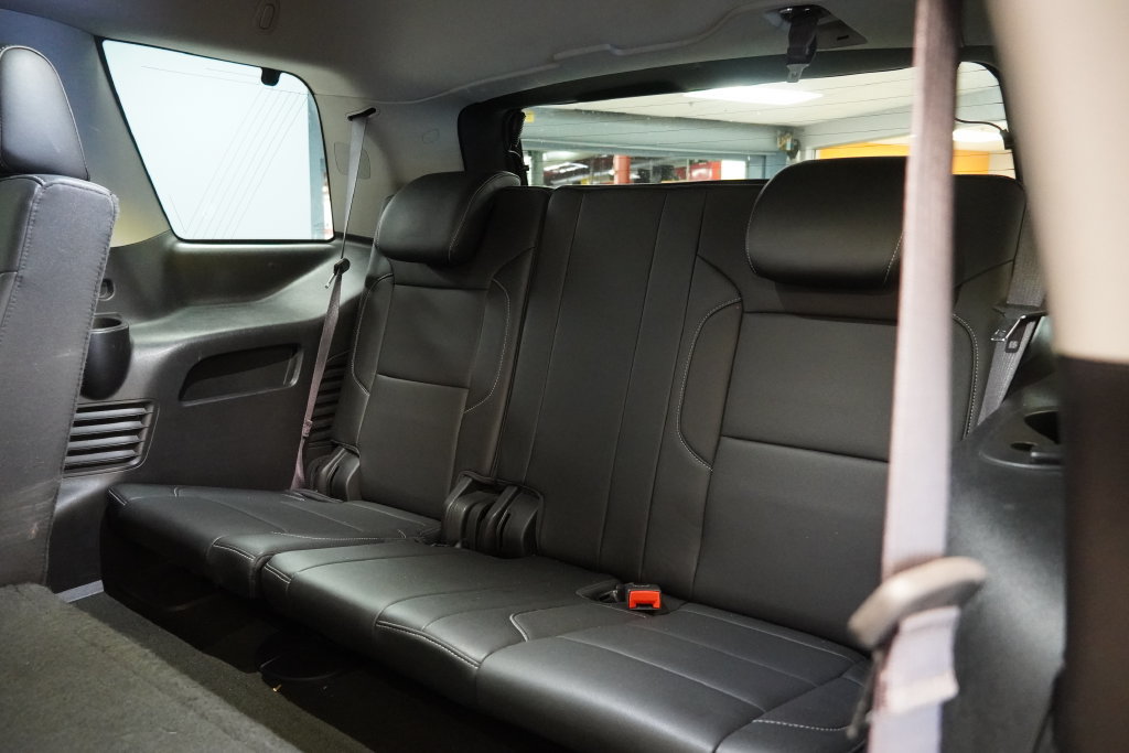 Used 2017 GMC Yukon SLT AWD/4WD image 30
