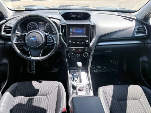 Used 2020 Subaru Forester Premium AWD/4WD image 6