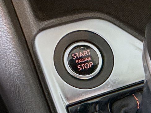 Used 2025 Nissan Sentra SR image 21