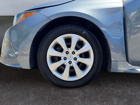 Used 2026 Toyota Corolla LE w/ Carpet Mat Package (TMS) FWD image 14