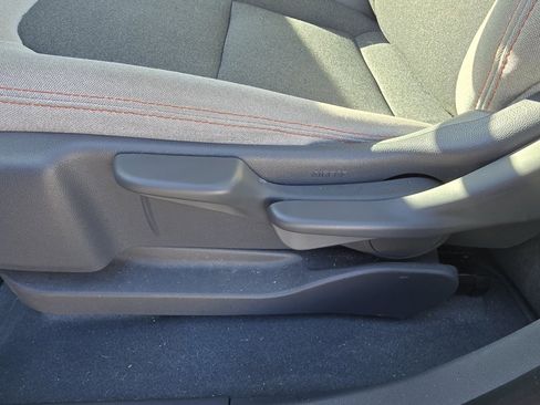 Used 2020 Chevrolet Bolt LT image 15