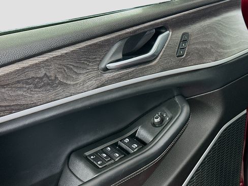 Used 2021 Jeep Grand Cherokee L Limited RWD image 15