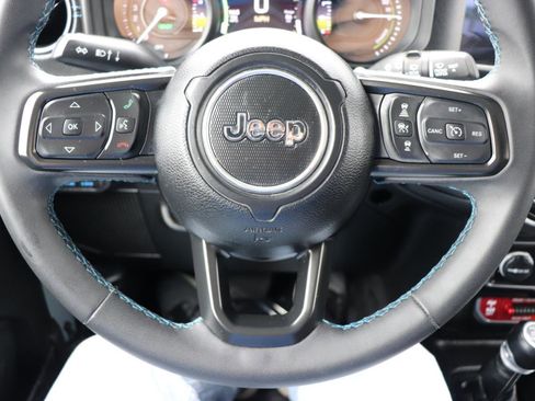 Used 2024 Jeep Wrangler Unlimited Rubicon 4xe AWD/4WD image 32