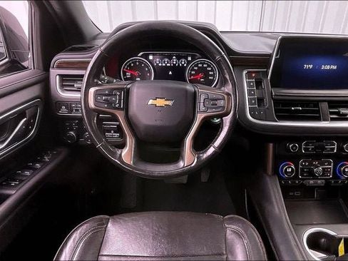 Used 2021 Chevrolet Suburban High Country w/ Premium Package AWD/4WD image 5