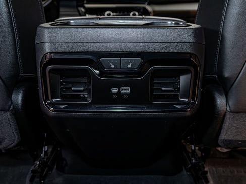 Used 2024 GMC Sierra 1500 AT4 w/ Technology Package image 27