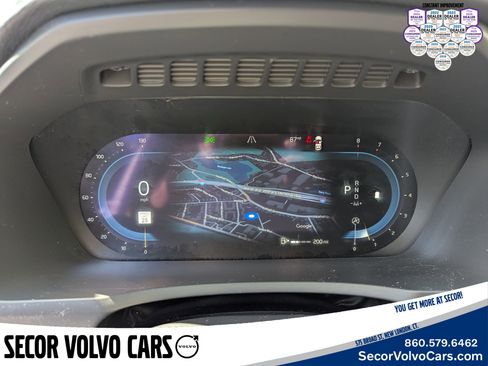 Certified 2024 Volvo XC90 B6 Plus w/ Protection Package Premier image 13