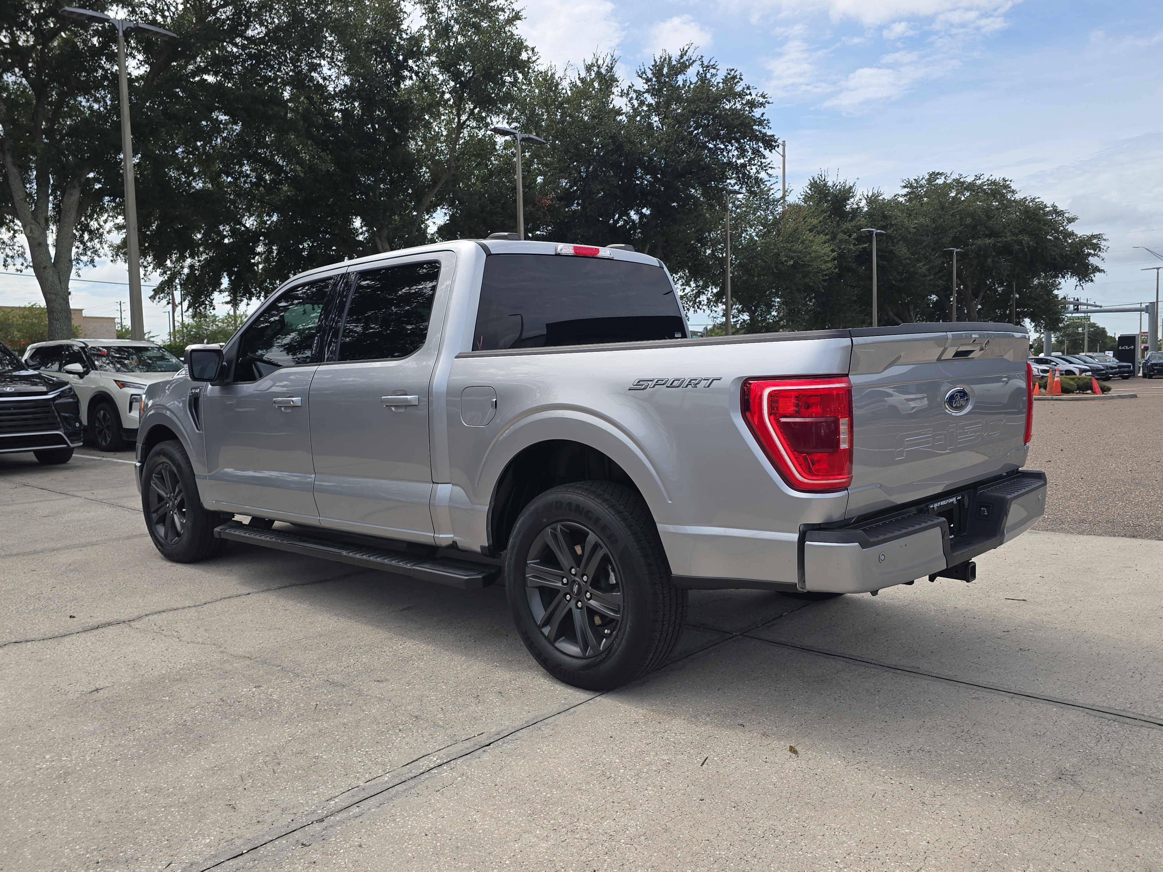 Used 2023 Ford F150 XLT w/ Equipment Group 302A High RWD image 6