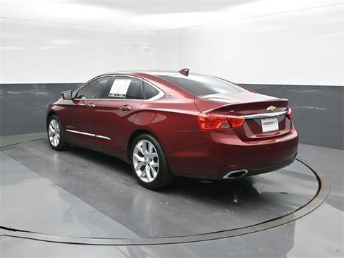 Used 2017 Chevrolet Impala Premier w/ Enhanced Convenience Package image 5