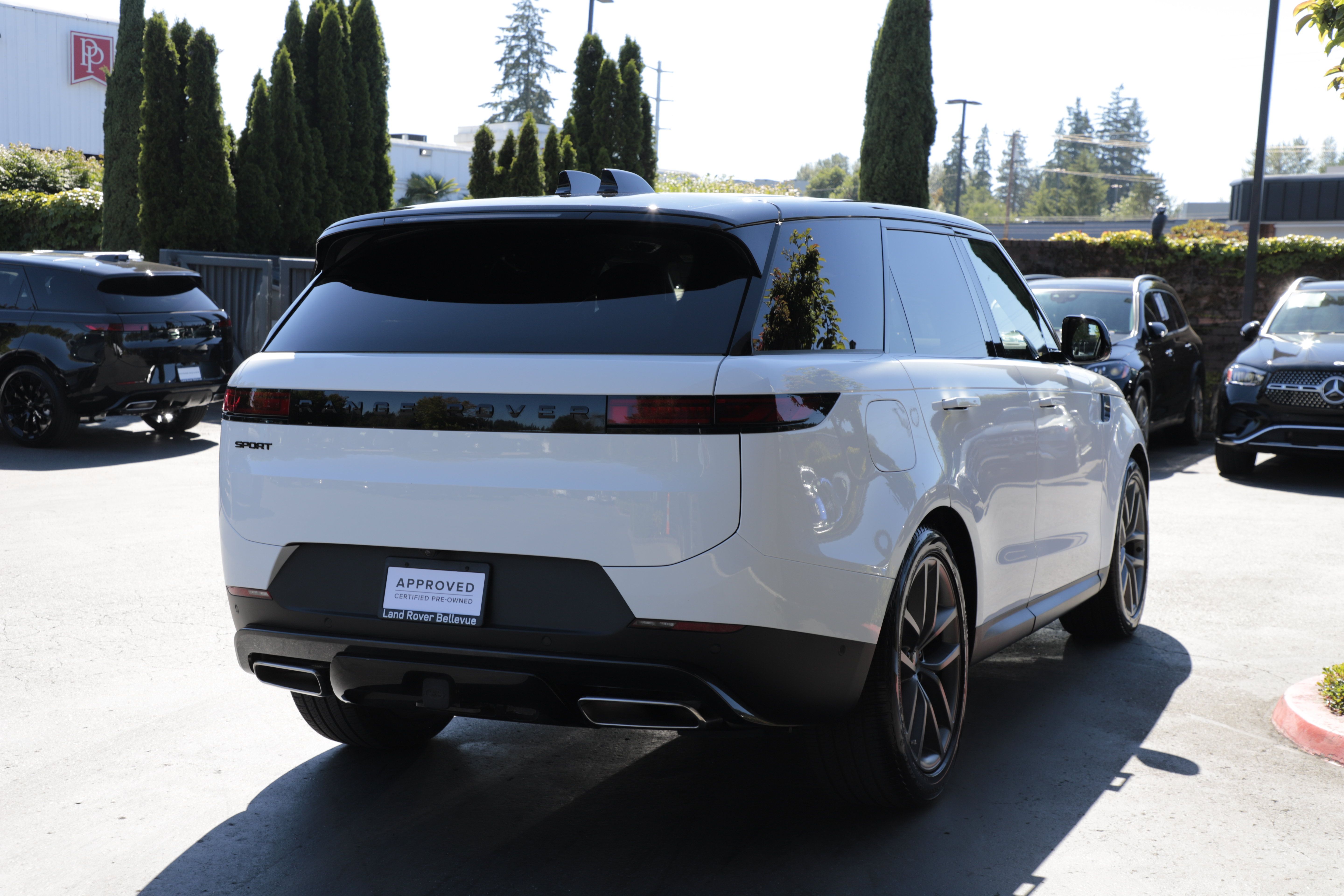 Certified 2026 Land Rover Range Rover Sport SE AWD/4WD image 8