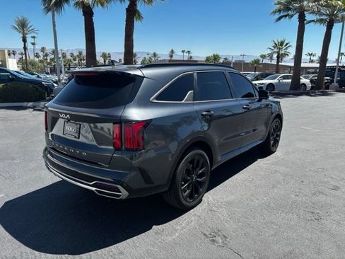 Used 2022 Kia Sorento SX FWD image 5