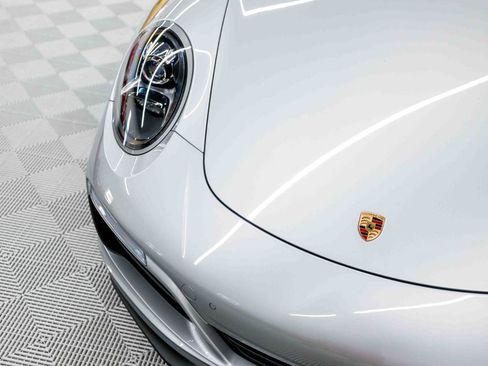 Used 2019 Porsche 911 Carrera T RWD image 15