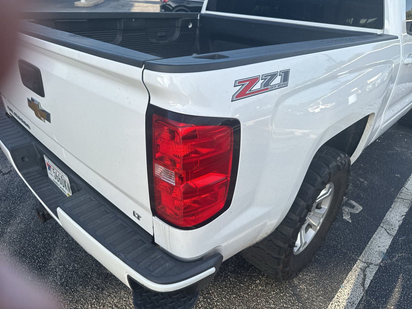 Used 2017 Chevrolet Silverado 1500 LT w/ All Star Edition AWD/4WD image 9