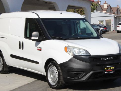 Used 2020 RAM ProMaster City Tradesman FWD image 3