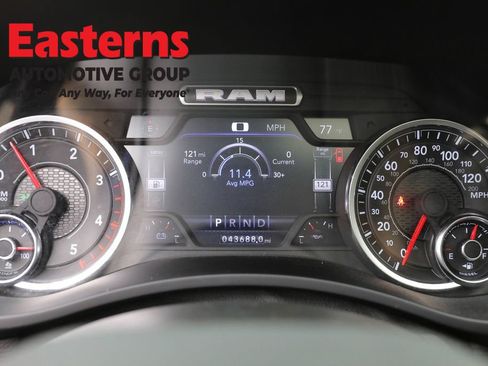 Used 2024 RAM 2500 Laramie AWD/4WD image 17