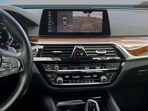 Used 2019 BMW 540i xDrive w/ Convenience Package AWD/4WD image 9