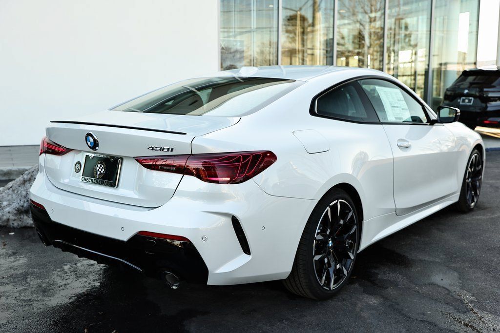Used 2025 BMW 430i Coupe w/ M Sport Package RWD image 6