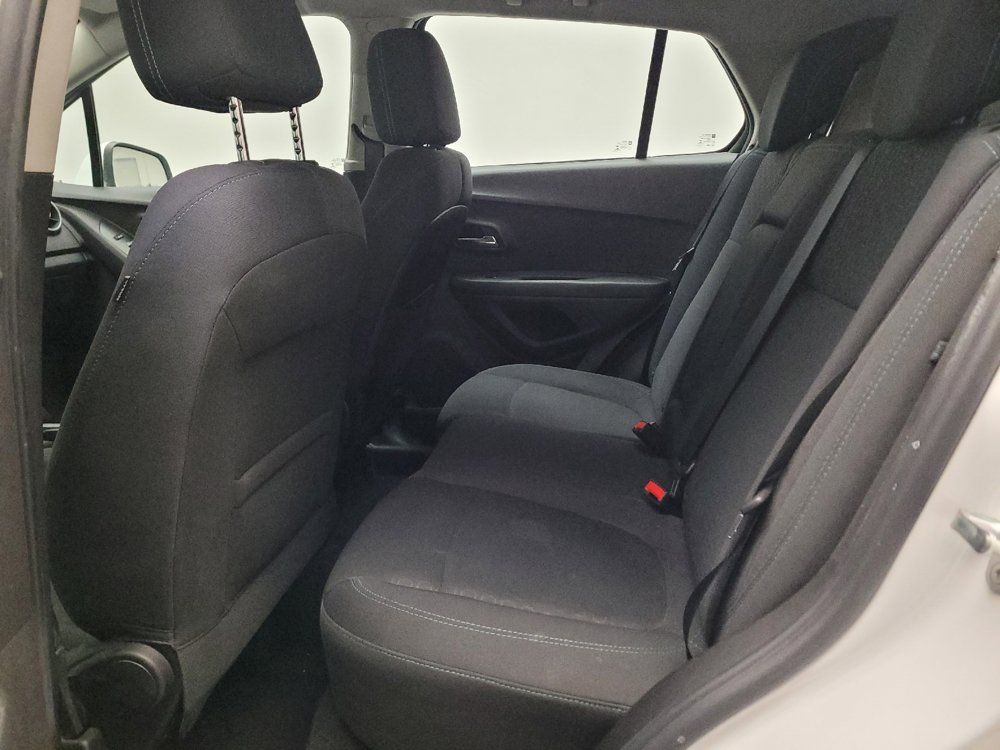 Used 2016 Chevrolet Trax LS FWD image 18