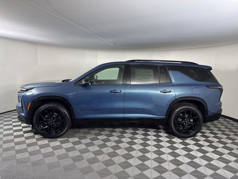 New 2026 Chevrolet Traverse RS w/ LPO, Floor Liner Package image 2