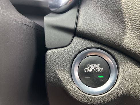 Used 2024 Chevrolet Equinox LT FWD image 37